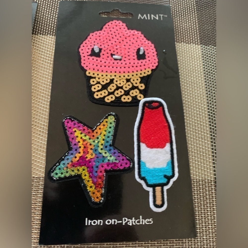 Iron On-Patches - Picture 4 of 5